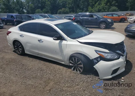 2018 Nissan Altima 2.5 from USA, damaged, VIN 1N4AL3AP8JC233235